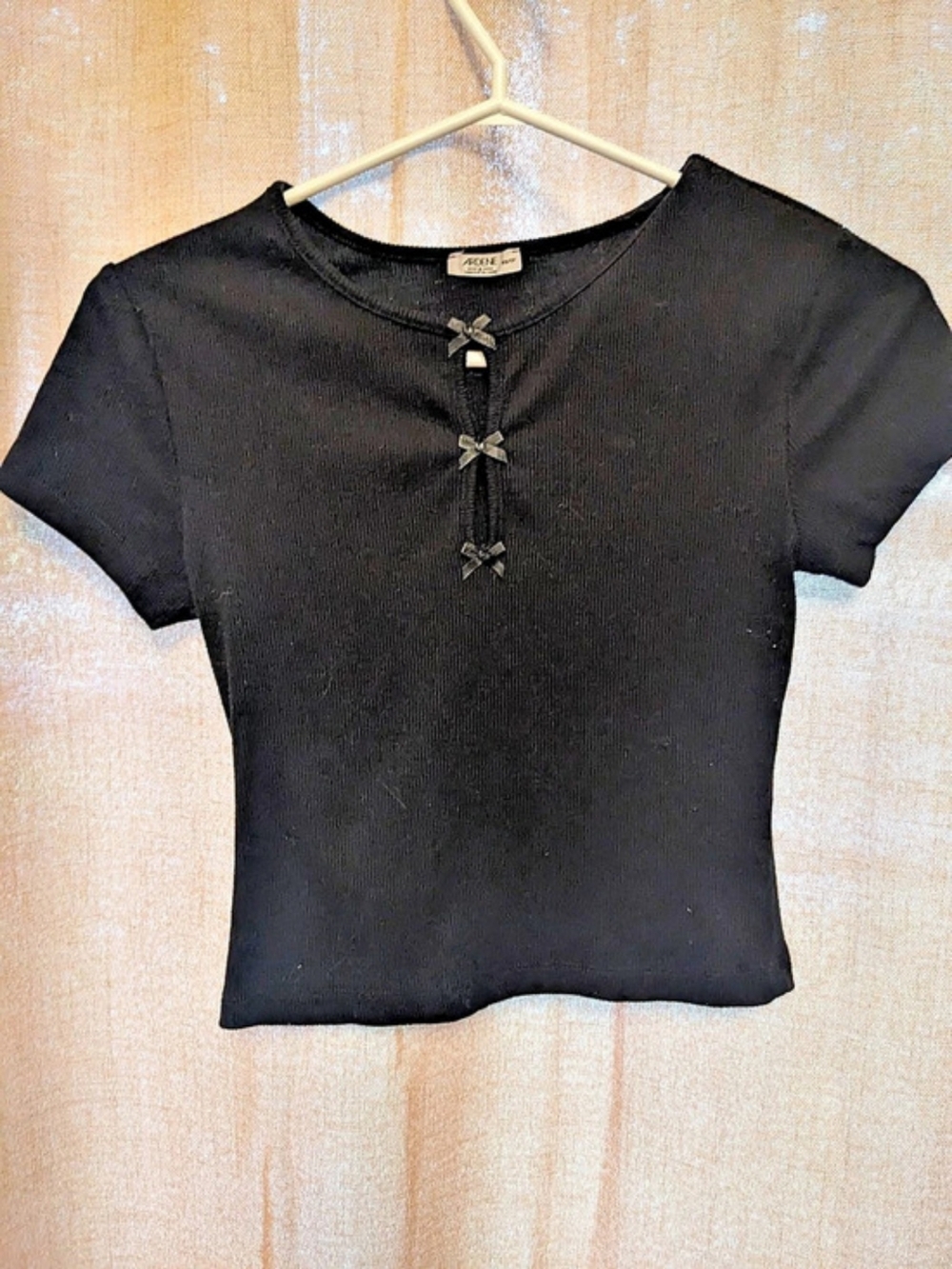 ARDENE Ribbed Short Sleeve Top in Black // Size XS